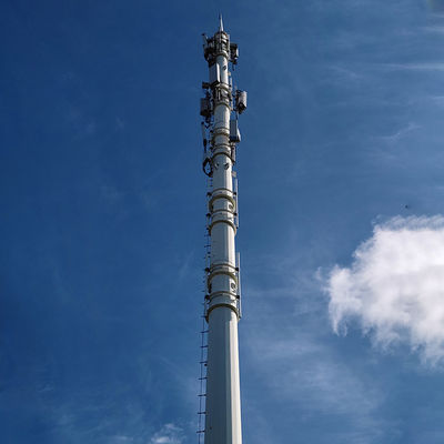Punto de telecomunicación de acero ASTM A572 GR65 Durable fuerte