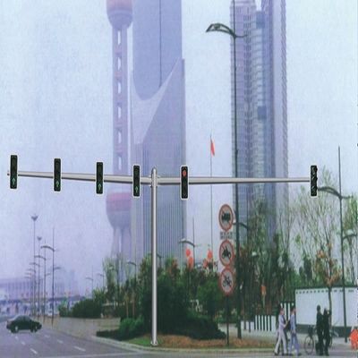 Galvanización roja de la inmersión caliente de poste ligero 3M los 6M/superficie amarillas verdes de la capa del polvo