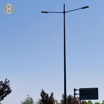 Diseño de poste de luz solar eléctrica exterior personalizable con recubrimiento galvanizado en caliente
