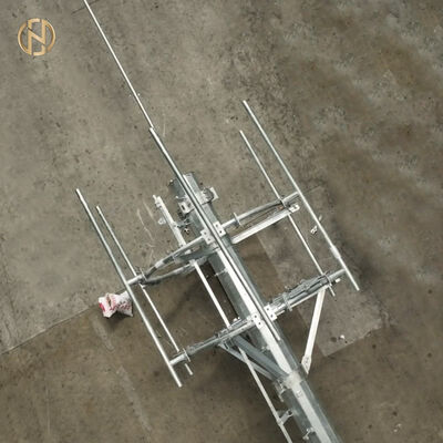 Comprar Postes de acero para telecomunicaciones fabricados con acero de alta resistencia y galvanizados en caliente para resistencia a la corrosión online manufacture