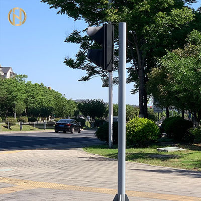 comprar cámara poste ligero de los 4.5M los 6M I Type Traffic Light poste que instala en la carretera principal online manufacture