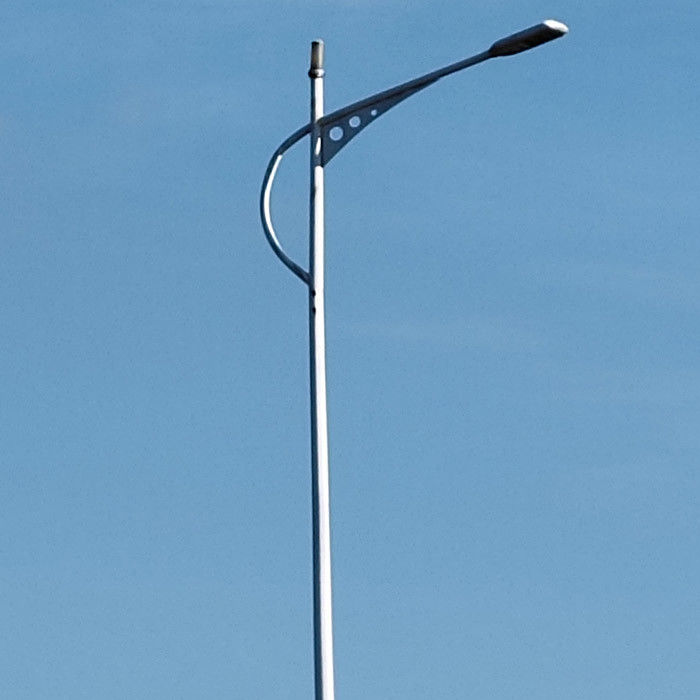 Polvo de luz callejera de acero galvanizado en caliente para soluciones de iluminación exterior personalizables en forma cónica / poligonal / redonda