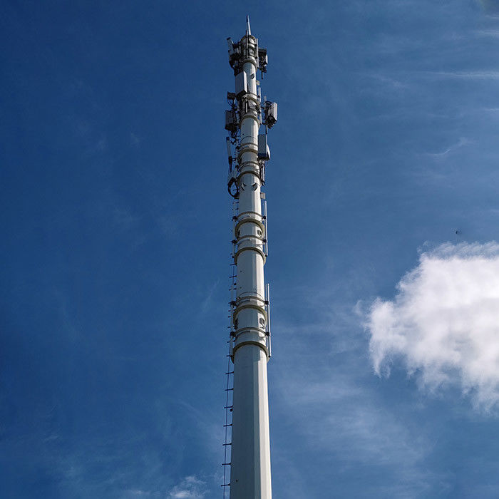 Punto de telecomunicación de acero ASTM A572 GR65 Durable fuerte