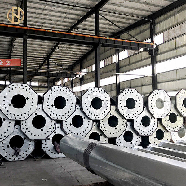 Baja tensión el 11.5M Galvanized Steel Pole Q420B Materia