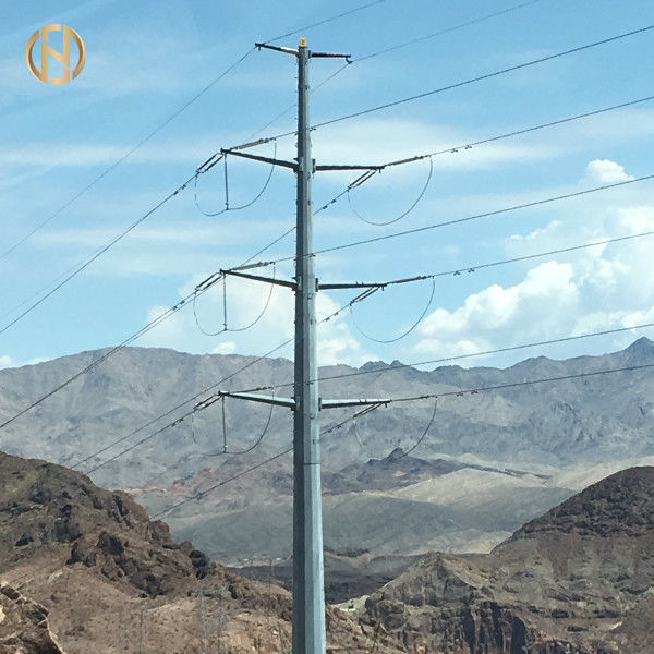 El color gris galvanizó a poste de acero octagonal 69KV NEA los 50FT los 55FT los 60FT los 65FT los 70FT