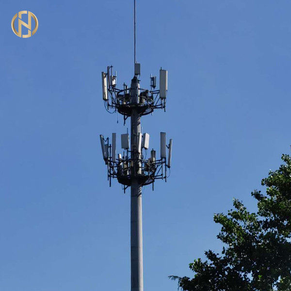 Viento galvanizado del poste los 20M los 25M los 30M los 35M los 40M de la telecomunicación de la inmersión caliente resistente