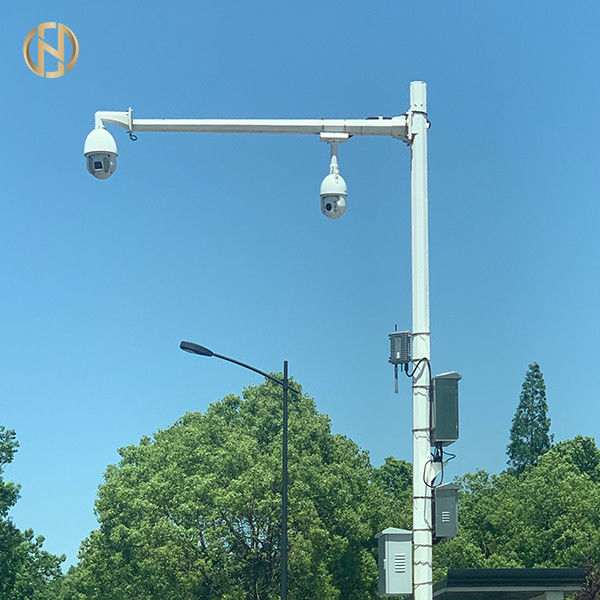 brazo galvanizado poste de la cámara CCTV del tráfico de los 10m Q235 solo para supervisar