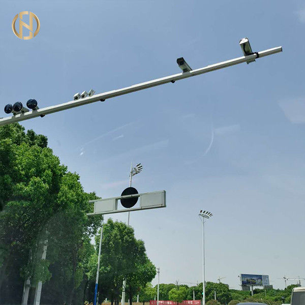 artículo de poste del semáforo de 3M los 4.5M los 5M los 6M para el tablero de la luz de señal en camino