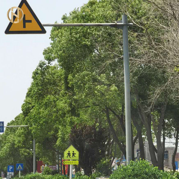 La placa de calle conveniente poste galvanizó el diseño sísmico anti 3-10M