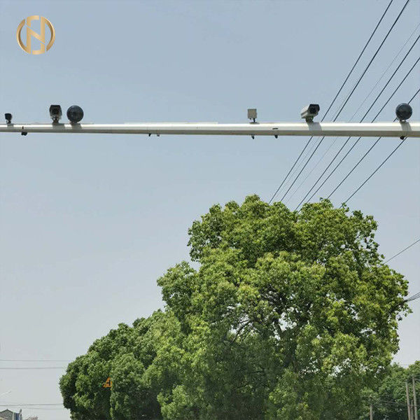 Los 6MX12M Traffic Light Pole   El polvo cubrió el acero octagonal poste modificó para requisitos particulares