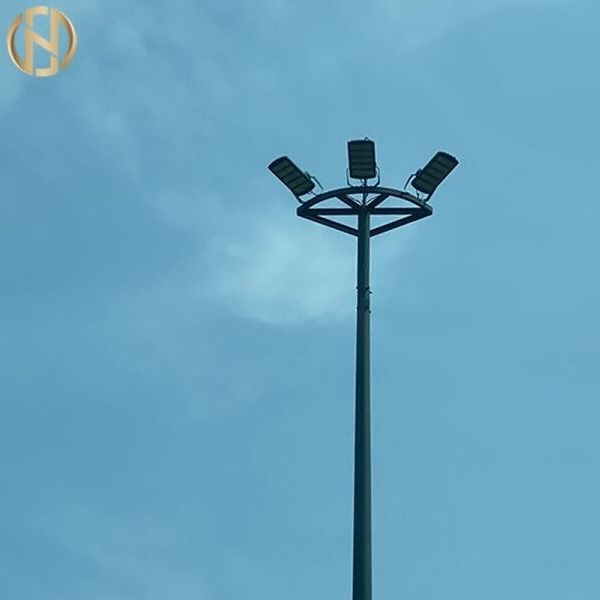 inmersión caliente de poste de iluminación del palo de la calle poligonal del grueso de 10m m la alta galvanizó