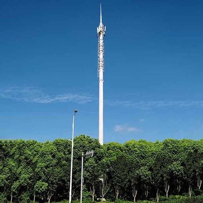 Post de telecomunicaciones galvanizado en caliente con diseño de altura y viento personalizable